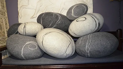 Felted cushion3