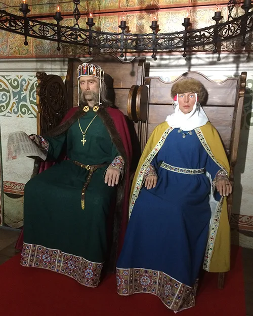 Royal clothing in Kyivan Rus in the 10th-11th century. Modern reconstructions of costumes