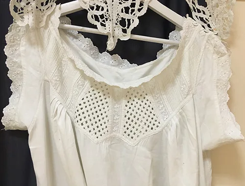 Women’s nightgown 19th century