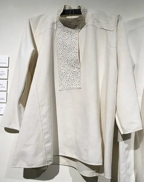 Ukrainian men’s embroidered shirts from the early 1900s are so rare. Here are just a few of them