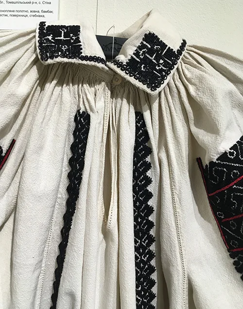 Podillia shirt40