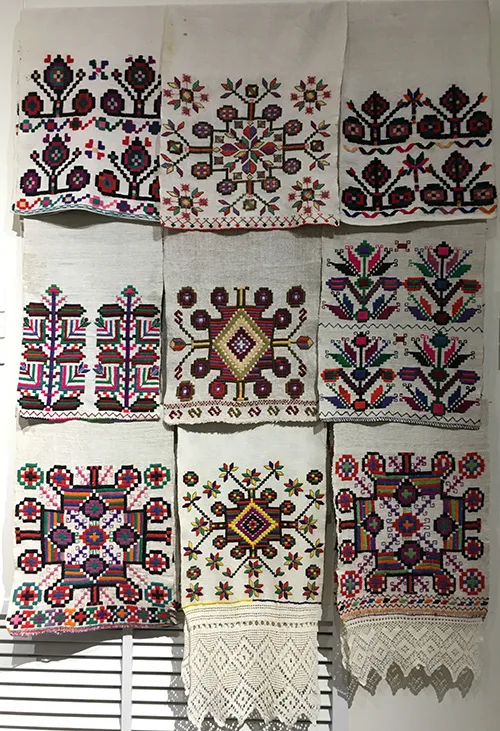 Ceremonial towels with bright and childish embroidery patterns are so unusual but so perfect