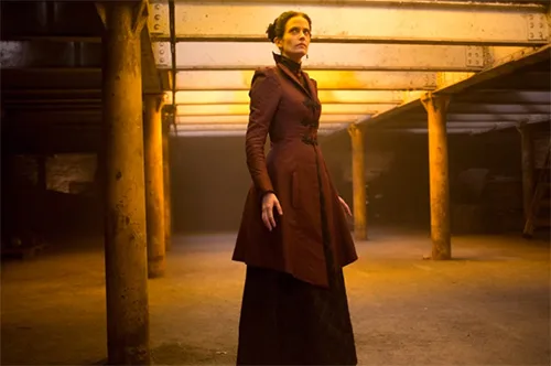 Movie costumes of Vanessa Ives from Penny Dreadful series