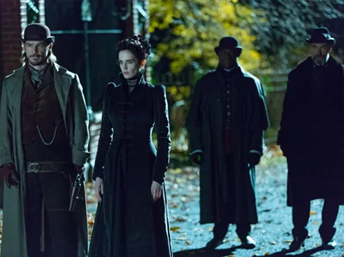 Movie costumes of Vanessa Ives from Penny Dreadful series