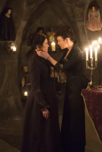 Movie costumes of Vanessa Ives from Penny Dreadful series