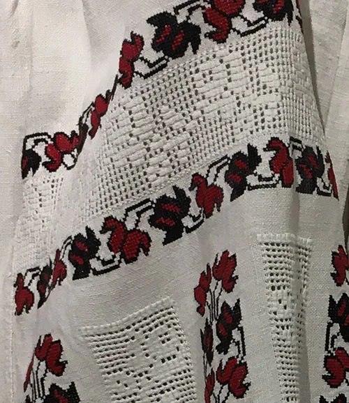 Embroidery Pol16