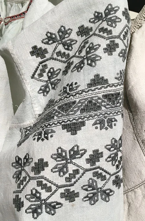 Poltava embroidery12