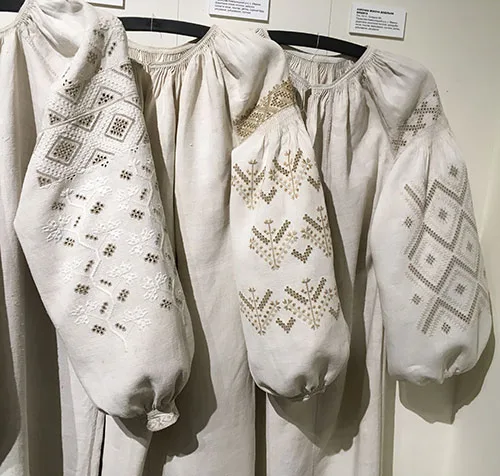 Poltava embroidery3
