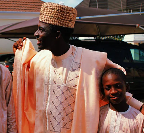 Nigerian traditional agbada – regal male attire