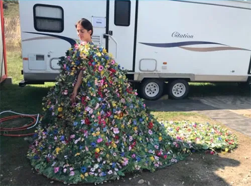 Movie costumes in folk horror film Midsommar