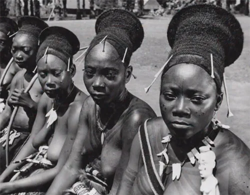 Mangbetu hairstyle tumburu