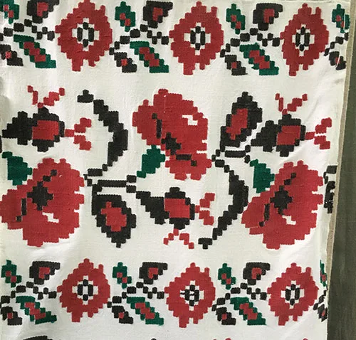 hand-woven ceremonial towel from northern Ukraine