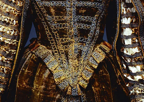 Burial clothing2