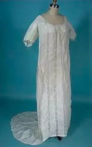 Funeral fashion. What were people buried in centuries ago?