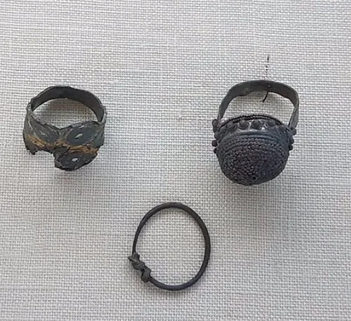Rings from Kyivan Rus archaeological finds