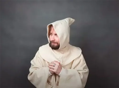 Medieval chaperon or hood. Interesting facts, modifications, and designs
