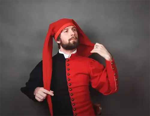 Medieval chaperon or hood