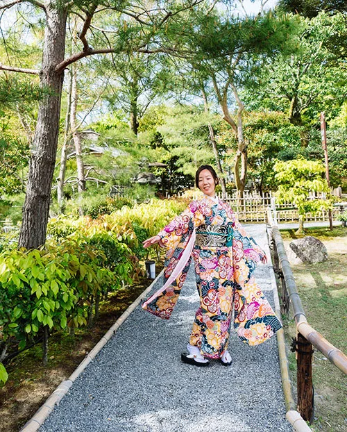 Japanese kimono is unique garment – one size for everybody and no emphasizing body shapes