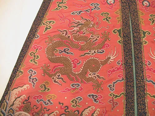 Chinese women’s chaopao dragon robe from the 18th century