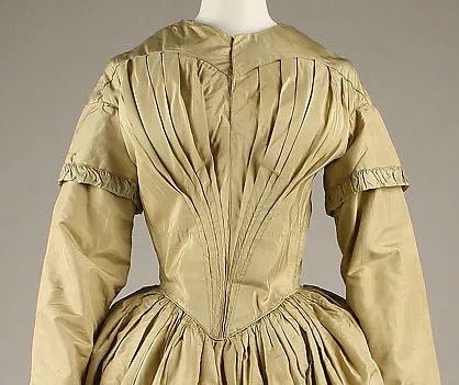 American silk afternoon dress with fan-pleated bodice, 1840s