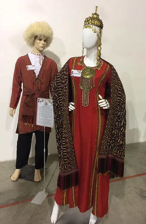 Turkmen national clothing