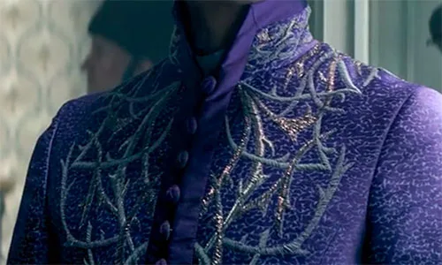 Show costumes in Shadow And Bone series