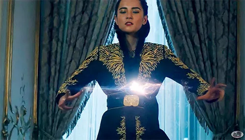 Show costumes in Shadow And Bone series