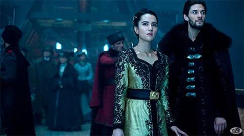 Show costumes in Shadow And Bone series