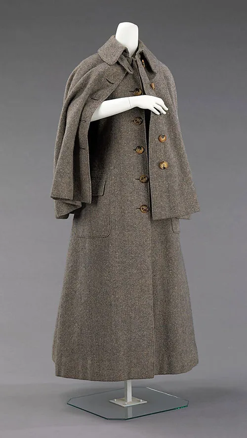 Warmest and coziest 19th-century outerwear. Elegant winter wear for frosty January weather