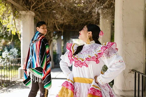 South American folk dancers