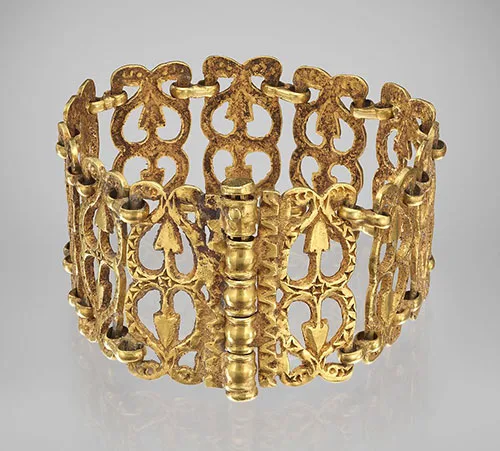 gold bracelet, Byzantine, around 650