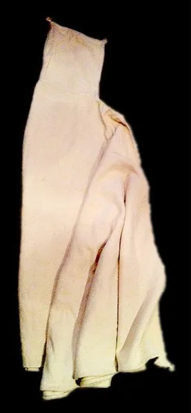 burnous – charming cloak with pointed hood