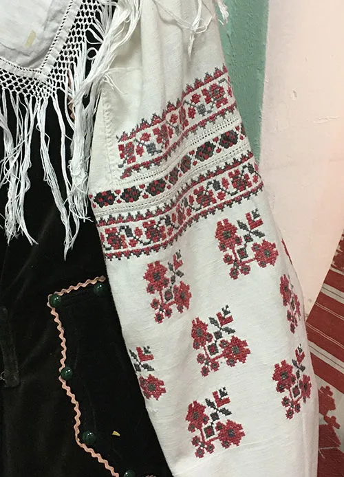 Ukrainian floral embroidery