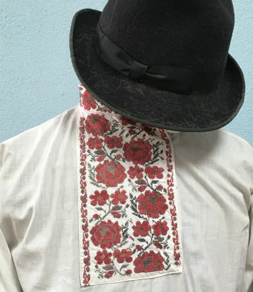 Ukrainian floral embroidery