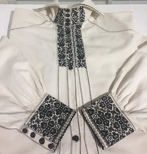 Ukrainian floral embroidery