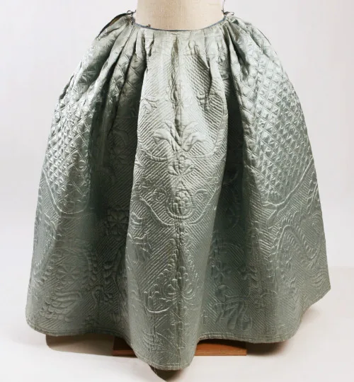 Loveliest 18th-century petticoats from Europe and America