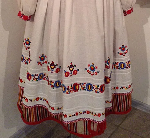 Ukrainian floral embroidery