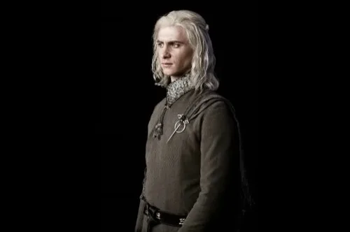 Game of Thrones or House of the Dragon. Which show costumes are better