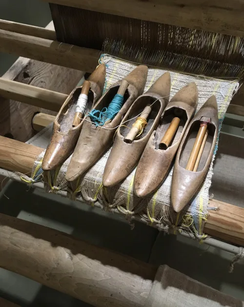 Extravagant 100-year-old spinning and weaving tools from central Ukraine