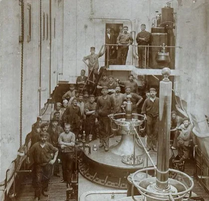 Show costumes in 1899 series