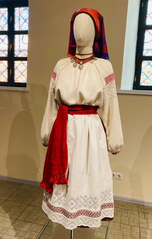 Outstanding collection of Ukrainian traditional costumes