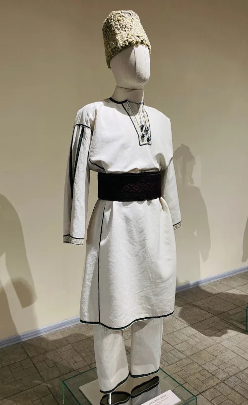 Outstanding collection of Ukrainian traditional costumes