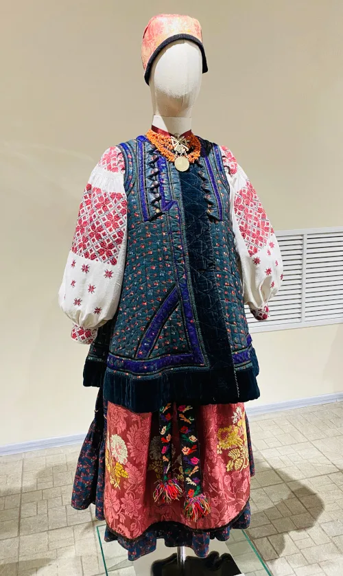 Outstanding collection of Ukrainian traditional costumes