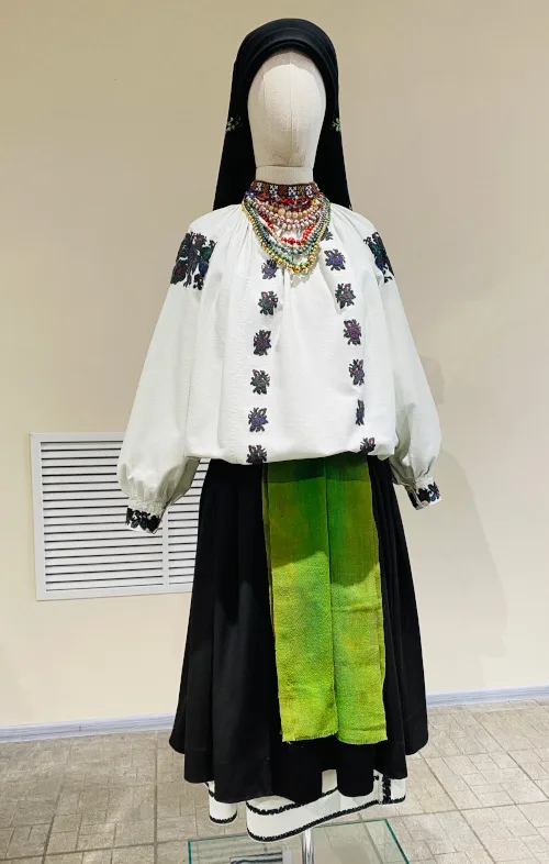 Outstanding collection of Ukrainian traditional costumes