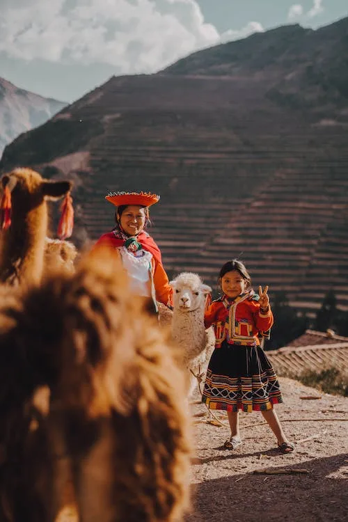 Funniest photos of Peruvian traditional clothing