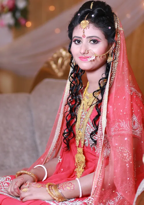 Wonderful Indian traditional jewelry in close-up photos: maang tikka, bangles, earrings, nose rings, etc
