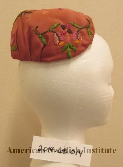 Swedish bonnet5